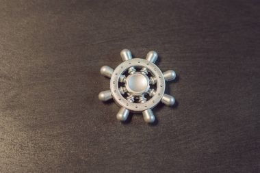 Ünlü topluca spinner 