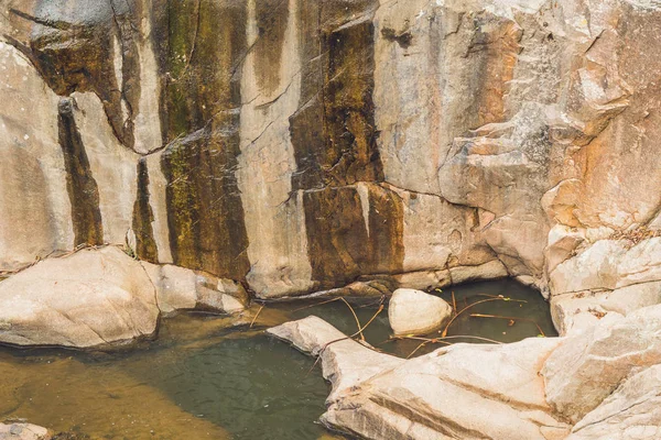 Бірюзові води гірської річки Ганг — стокове фото