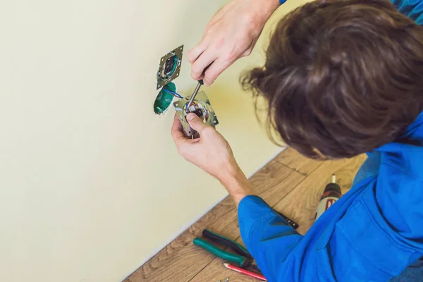 Electrician Installing Socket In New House — Stock Photo, Image