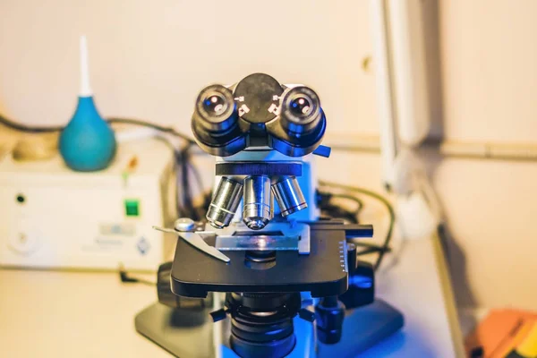 Optical microscope in a biological laboratory — Stock Photo, Image