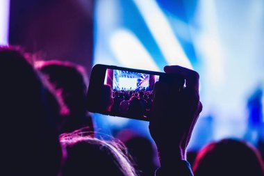 Rock konseri ve çekici Fotoğraflar zevk insanlar