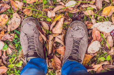 Ayak ayakkabı yürüyüş