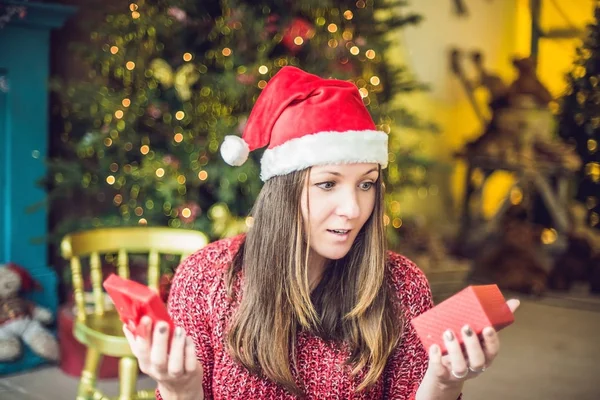 Young Woman Enjoys Her Christmas Present Christmas Sale — Stock Photo, Image