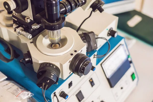 Sistem katı numune hazırlama elektron mikroskobu soruşturma için aşındırma iyon — Stok fotoğraf