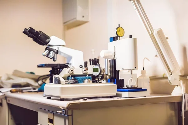 A sample preparation table — Stock Photo, Image