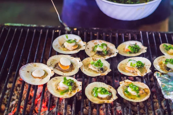 Gegrilde Verse Zeevruchten Voedsel Achtergrond Barbecue Koken Bbq Zeevruchten Brand — Stockfoto