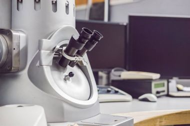transmisyon elektron mikroskobu bilimsel bir laboratuvar.