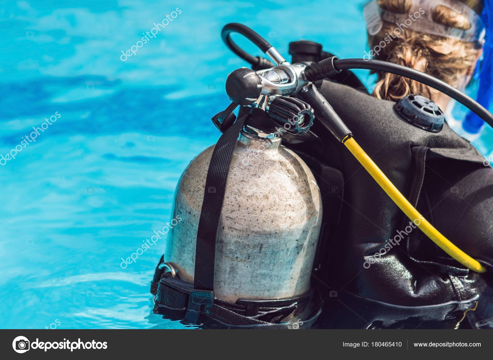 самопальная переделка акваланга авм-1м. устройства для дайвинга. станция перекачки газовой углекислоты апу. оборудование для закачки кислорода в баллоны. акваланг вид сбоку.