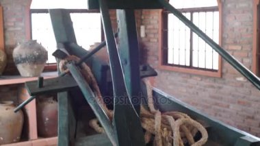 Fuar Phu Quoc Adası Vietnam - seramik testi ile dolu eski tekne üzerinde Ulusal Müzesi'nde