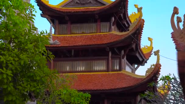 Hermoso Templo Budista Ladera Phu Quoc Vietnam — Vídeos de Stock