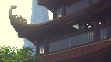 Güzel Budist tapınağı yamaca Phu Quoc, Vietnam