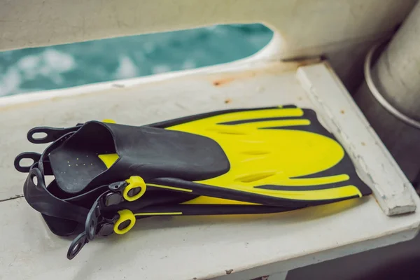 Attrezzatura Snorkeling Sulla Nave Pronta Immersioni — Foto Stock