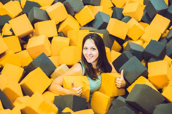 Young Woman Playing Soft Blocks Indoor Children Playground Foam Rubber — Stock Photo, Image