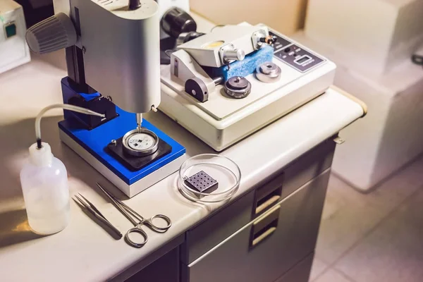Ultrasonic Cutter System Precision Micrometer Grinder Polishing Machine Used Prepare — Stock Photo, Image