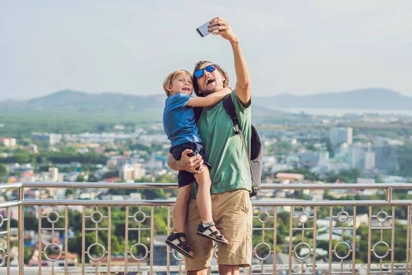 Батько Син Високому Вид Пхукет View Point Ранг Пагорбі Таїланд — стокове фото