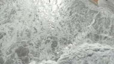 Bali adasındaki beyaz kumsal manzarası