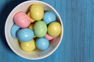 Paskalya yortusu yumurta şeker