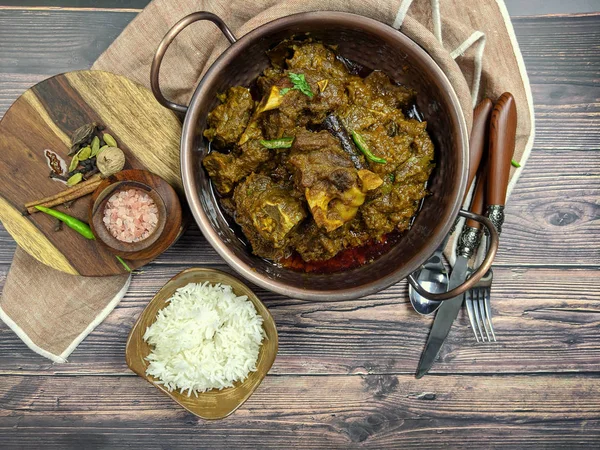 Vista aérea del curry de cabra, curry de utton, Nihari, Rogan Josh en —  Fotos de Stock