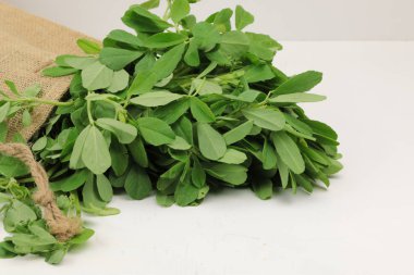 FenuGreek ya gider ya da Methi çuvala girer.