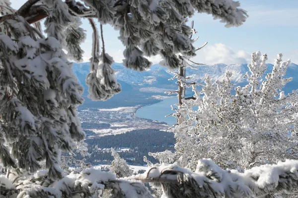 Heavenly Valley, Güney Tahoe Gölü 'nde kayak merkezi.
