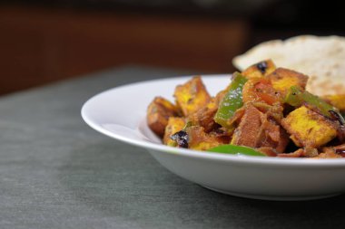 Paneer Shimla mirch veya Paneer Capsicum