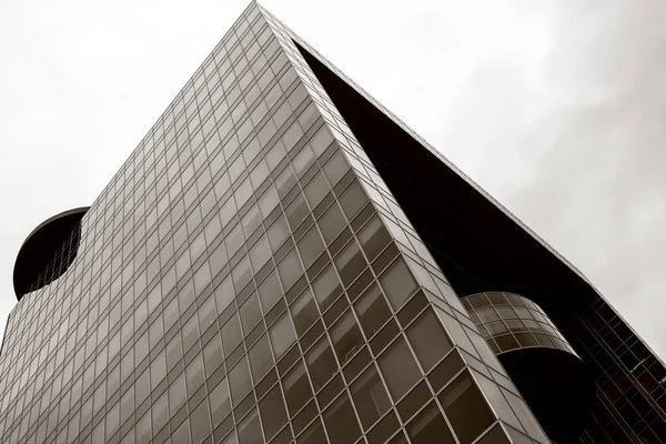 Geometri Modern iş mimarisi