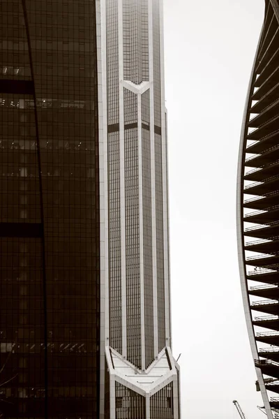 Geometri Modern iş mimarisi