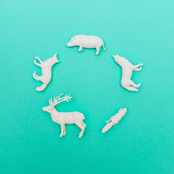 circle of animals miniature