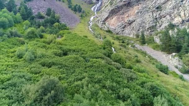 Cachoeira Muito Bonita Digoria Perto Montanhas Cáucaso Rússia — Vídeo de Stock