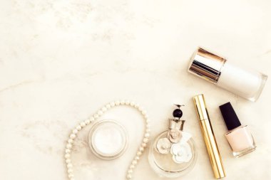 Güzellik ürünleri natürmort