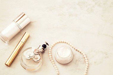 Güzellik ürünleri natürmort