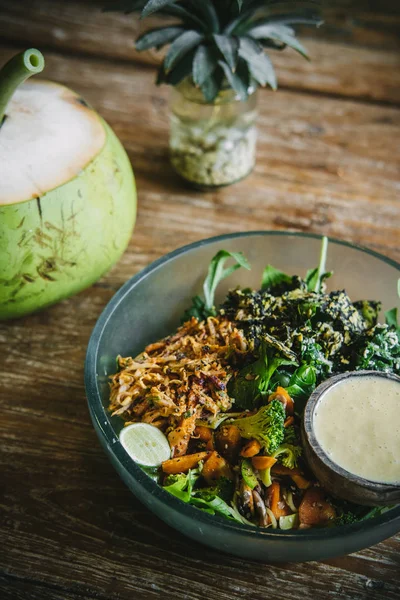 Salad mangkuk Buddha vegan Stok Gambar