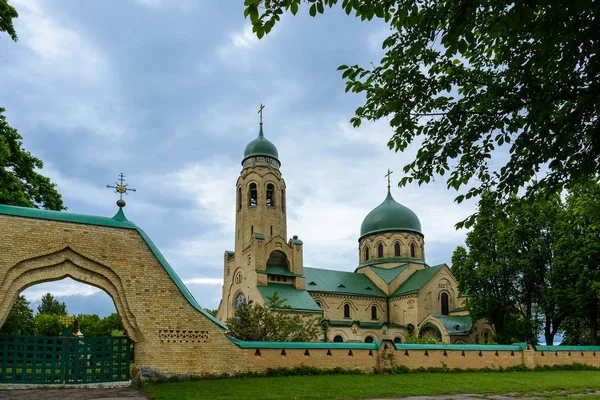 (Svyatopokrovsk の聖母の聖堂 — ストック写真