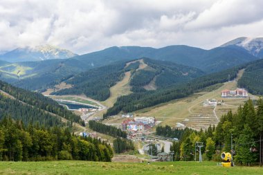 Karpat Dağları, Bukovel, Kayak Merkezi. Ukrayna.