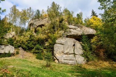 Rock Karmaşık Ternoshor kutsal Snidavka. Karpat Mountai