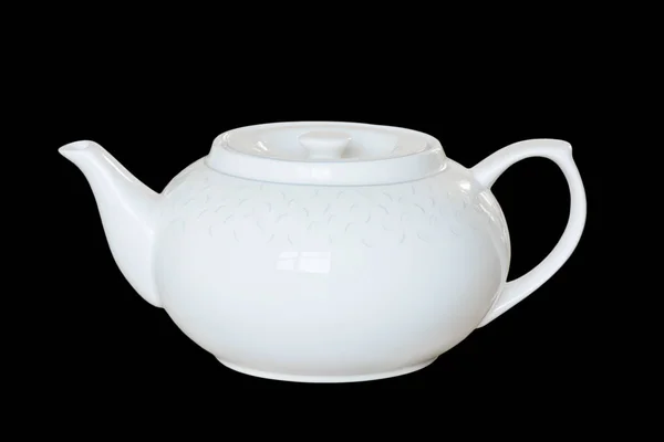 Белый фарфоровый чайник заваривать чай или ароматные, целебные травы. I — стоковое фото