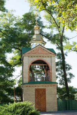 Çan kulesinde Krasnogirskyi kutsal bakire manastır, manastır, dinleri