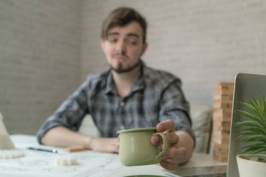 Yeni proje ve kavram çalışkan genç mimar