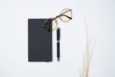 Asgari çalışma alanı Yaratıcı düz yatıyordu 