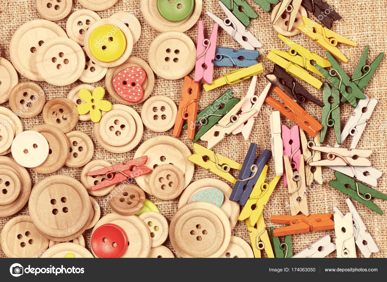 How to play with clothespins and buttons 42 How to play with clothespins and buttons 39
