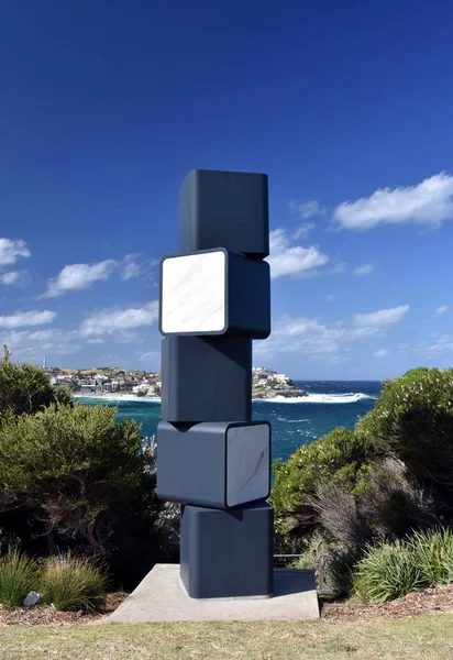 Coogee sahil yürüyüş Bondi heykel 