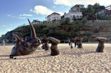 Coogee sahil yürüyüş Bondi heykel 