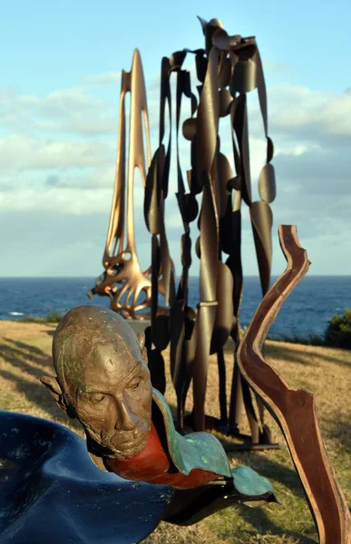 Skulptur längs Bondi till Coogee kustnära promenad — Stockfoto