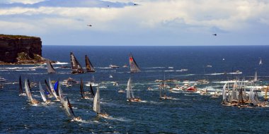 Sydney, Avustralya - 26 Aralık 2012. Katılımcılar Yatlar Tasman Denizi ulaştı. Sydney Hobart yat yarışı için bir yıllık, boks günü Sydney'de başlama ve bitirme Hobart içinde olaydır.