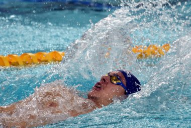 Hong Kong, Çin - 30 Ekim 2016. Olimpiya, dünya şampiyonu ve rekortmeni Mitch Larkin (Aus) erkekler sırtüstü 50 m ön ısı yüzme. Fina Yüzme Dünya Kupası, Victoria Park.