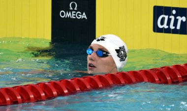 Hong Kong, Çin - 30 Ekim 2016. Rekabetçi yüzücü Katinka Hosszu (Hun) kadınlar sırtüstü 100m ön ısı sonra. Fina Yüzme Dünya Kupası, Victoria Park Yüzme Havuzu