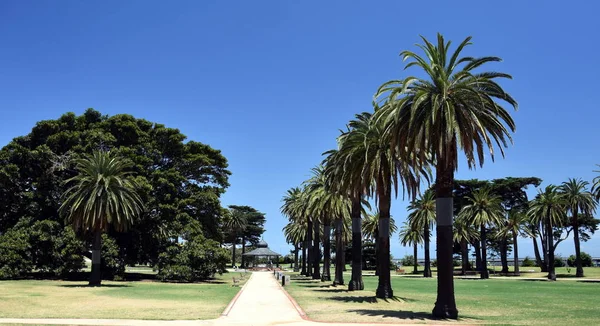 Pabellón en medio de los Jardines Catani — Foto de Stock