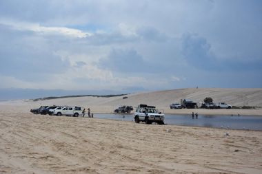 4WD araba Crokers creek at