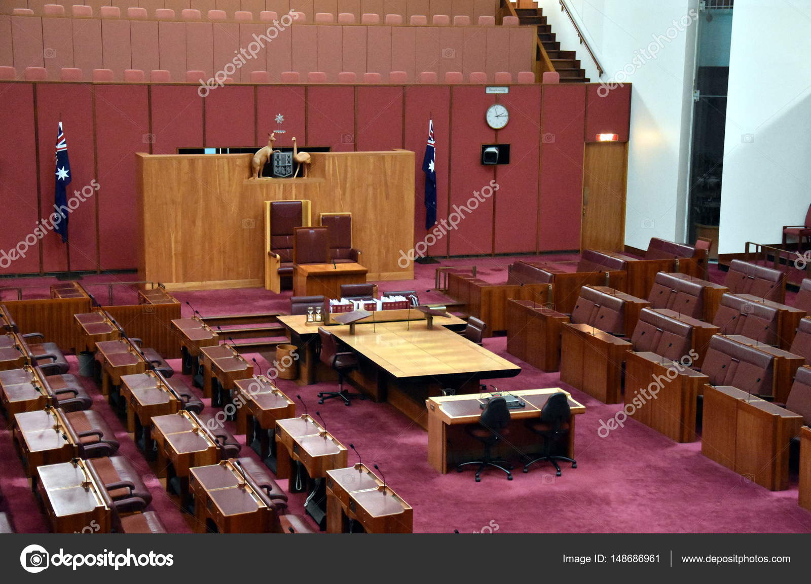 澳大利亚参议院在国会大厦—— 库存社论照片© katacarix #148686961