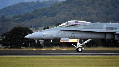 Kanatları üzerinde Illawarra yıllık bir hava gösterisi olduğunu